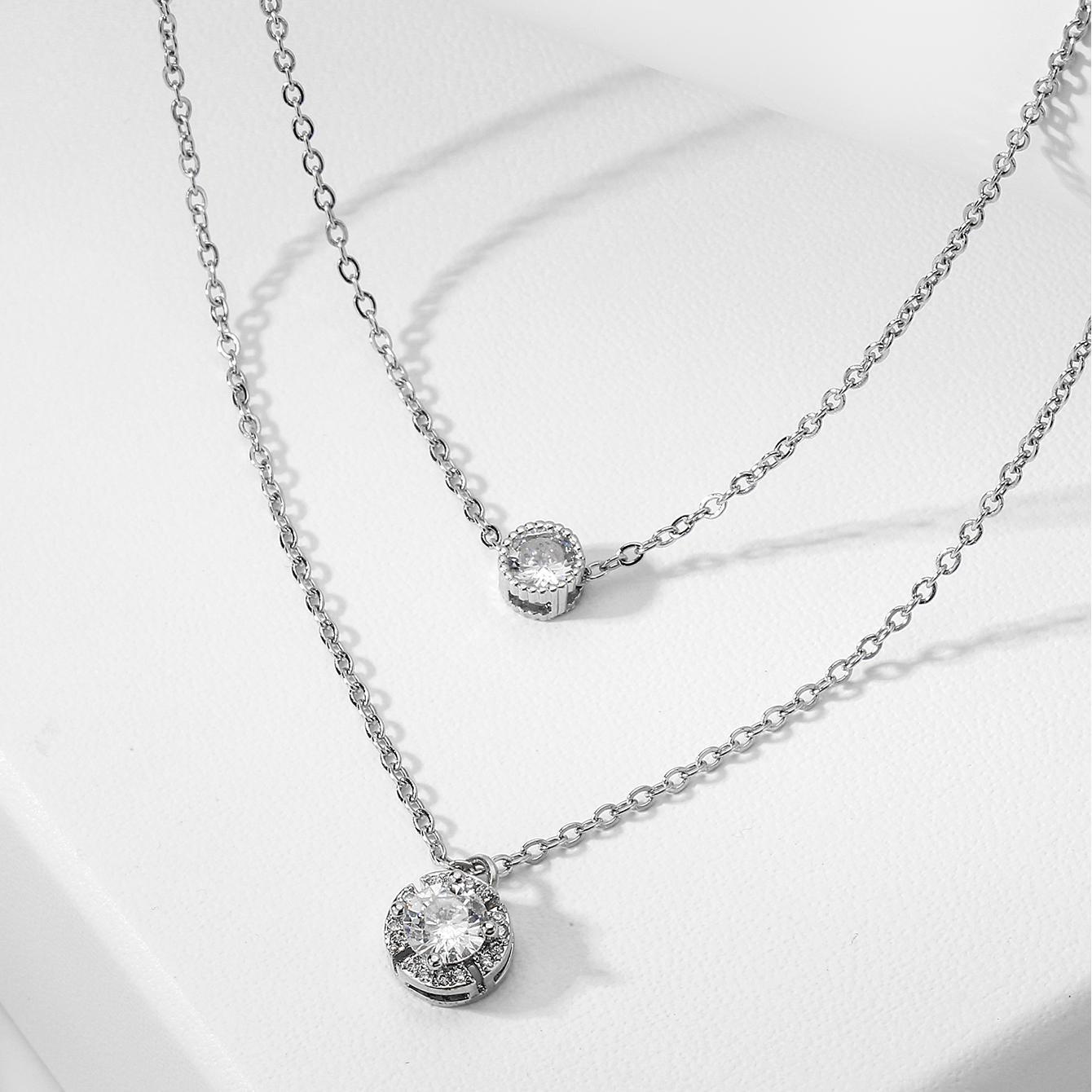 Sparkling Three-dimensional Zircon Pendant Necklace