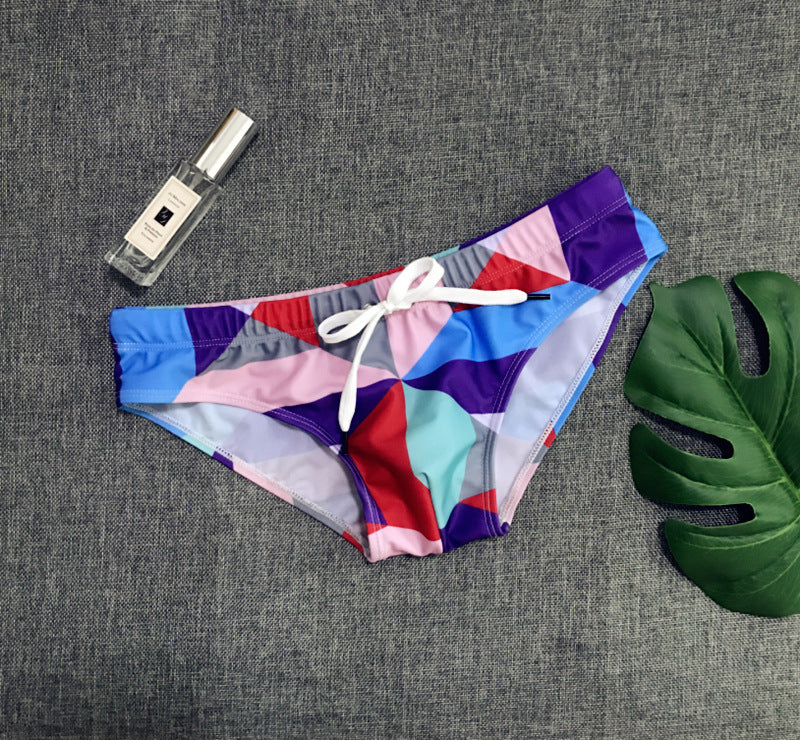 New lattice printed men's swimming trunks