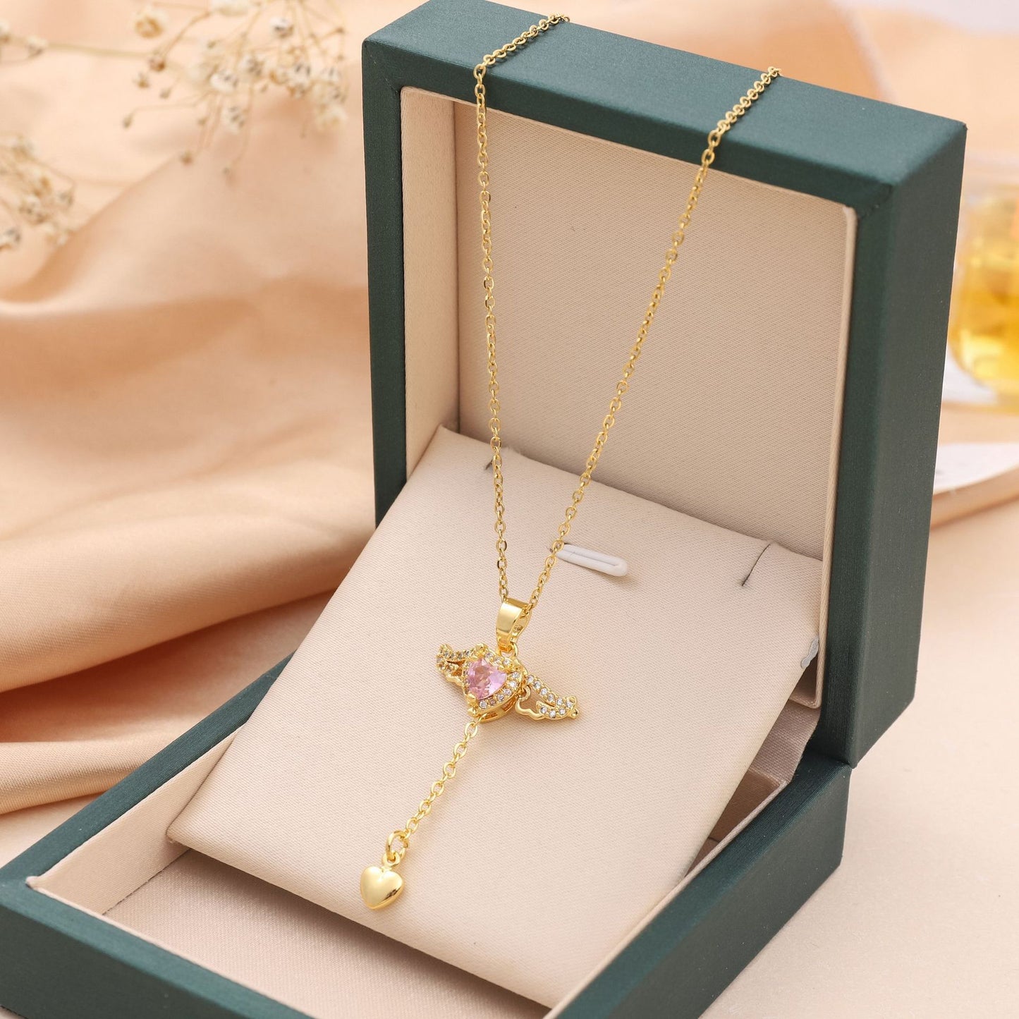 Moving Cupid Heart Angel Wings Tassel Necklace With Crystal