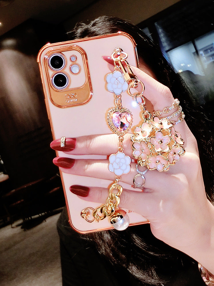 Four Leaf Grass Chain Mobile Phone Case