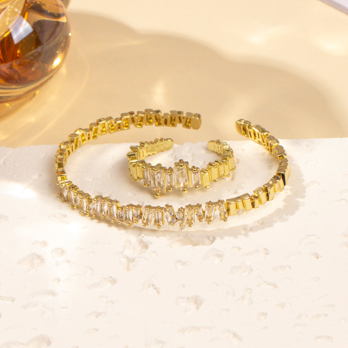2pcs Fashionable Women's Cubic Zirconia Decorative Wristband, Irregularly Inlaid With Open Wristband Rings