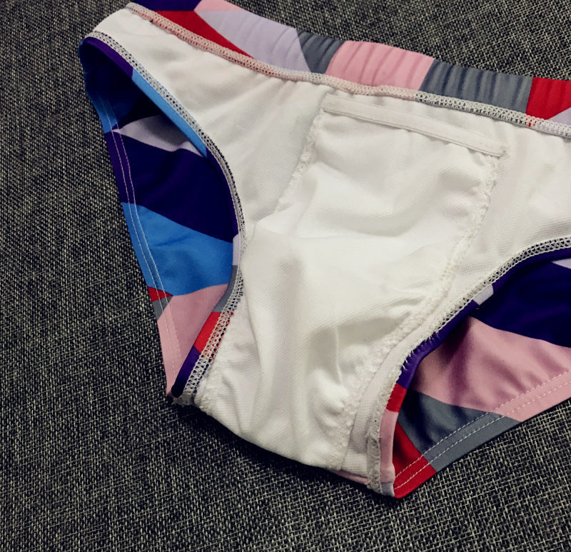 New lattice printed men's swimming trunks