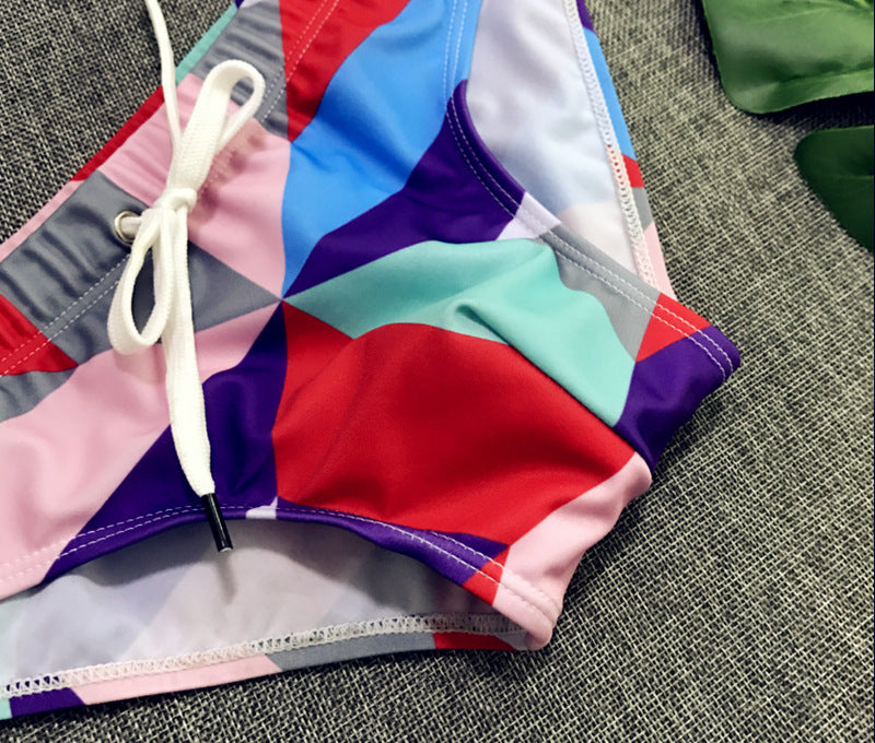 New lattice printed men's swimming trunks