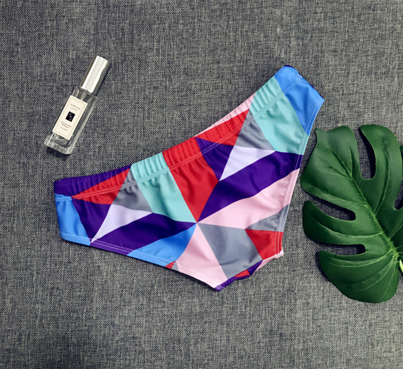 New lattice printed men's swimming trunks