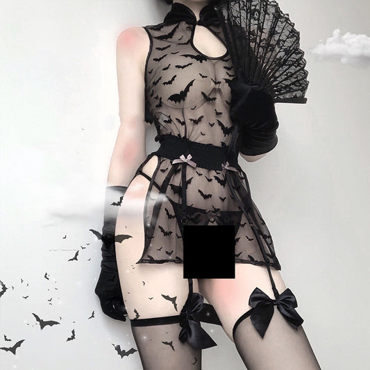 Black bat split split cheongsam garter set
