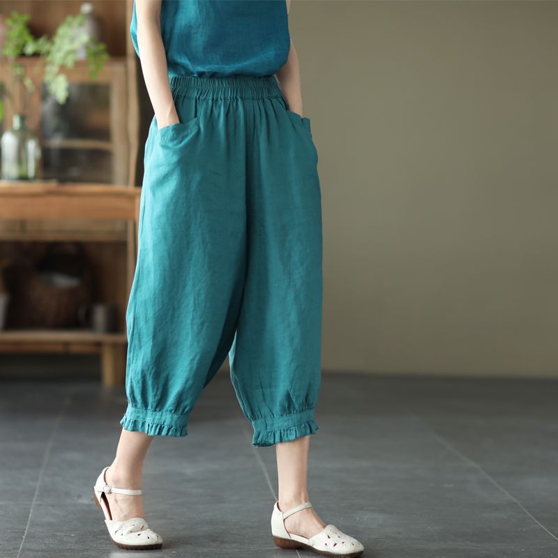 Sweet Artistic Lace Solid Color Women's Cropped Pants