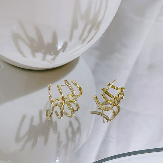 Women's Niche Design Internet Celebrity Fashion Four-claw Earrings