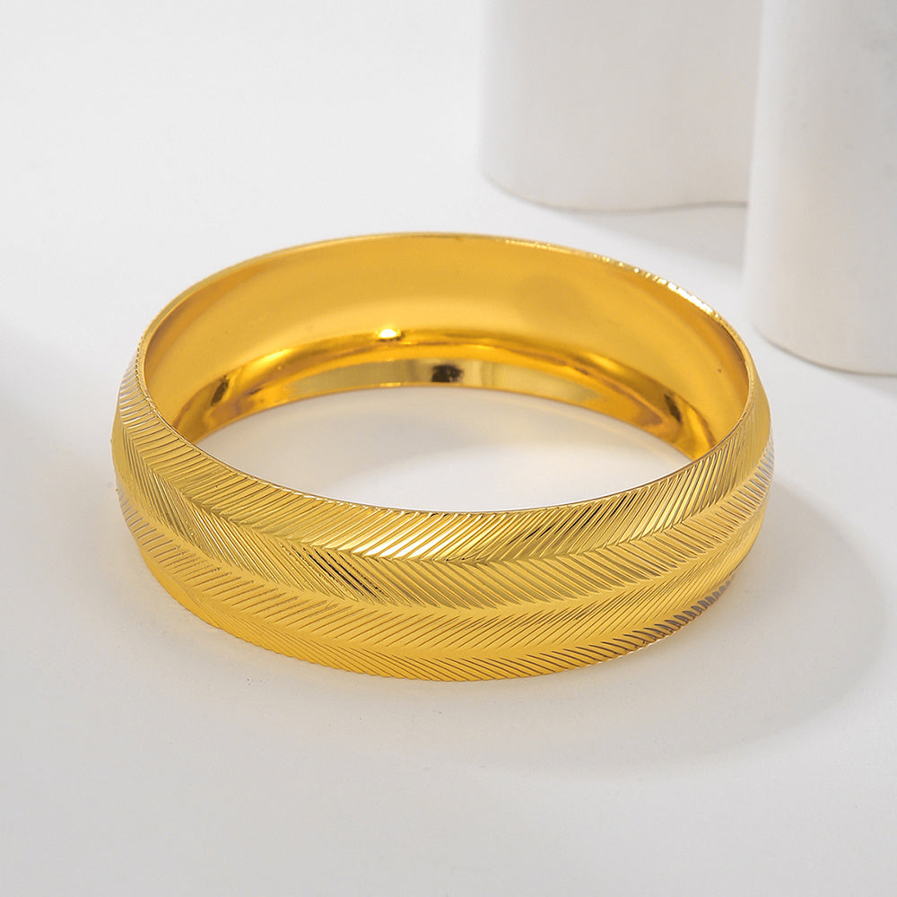 1pcs Vintage Gold-plated Bracelet, Exquisite Texture Bracelet